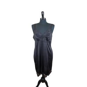 Vintage Vanity Fair Black Full Slip Lace Trim Lingerie Nightgown Nylon